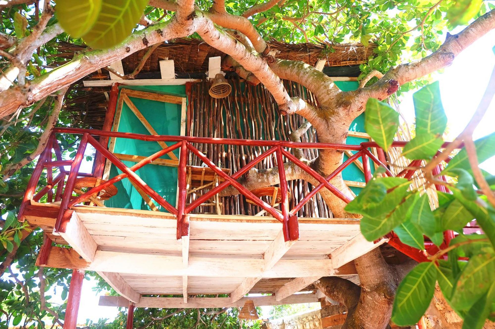 Diani Hostel Praia de Diani Exterior foto