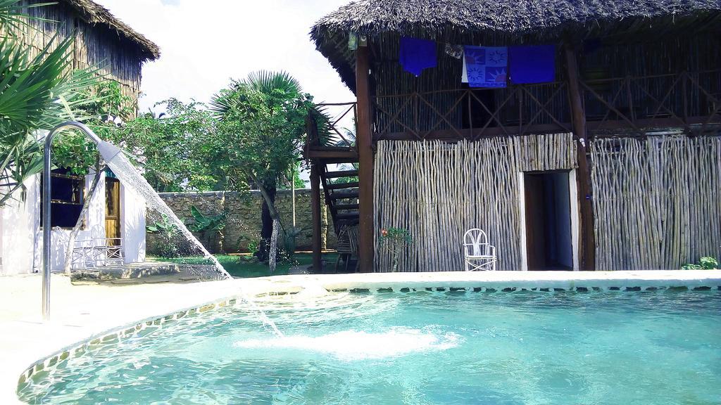Diani Hostel Praia de Diani Exterior foto