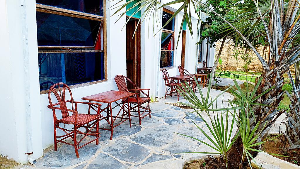 Diani Hostel Praia de Diani Exterior foto